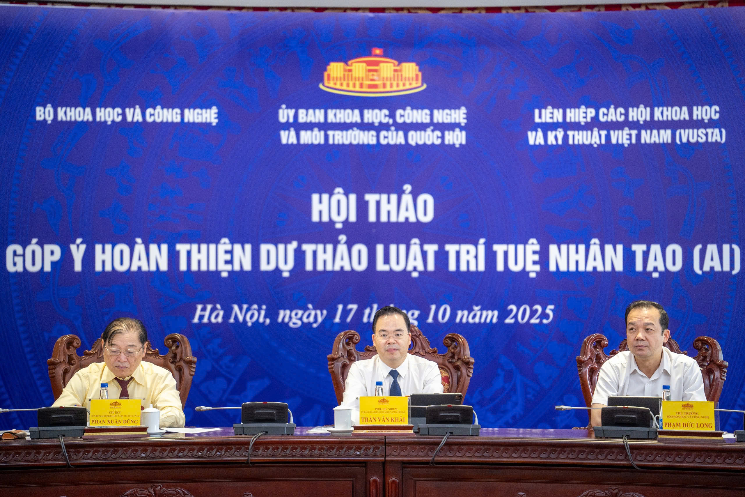 XÂY DỰNG LUẬT TRÍ TUỆ NHÂN TẠO: TẠO HÀNH LANG PHÁP LÝ CHO PHÁT TRIỂN BỀN VỮNG TRONG KỶ NGUYÊN SỐ